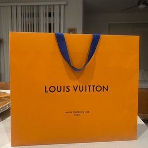 louis vuitton gift bag